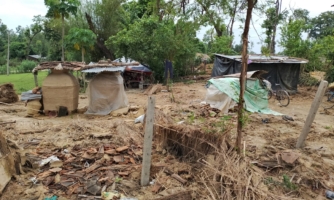 Remains of the bulldozed settlement in Bhajani Municipality, Kailali, where more than 100 families were forcibly evicted on 25 June 2024.  © Amnesty International